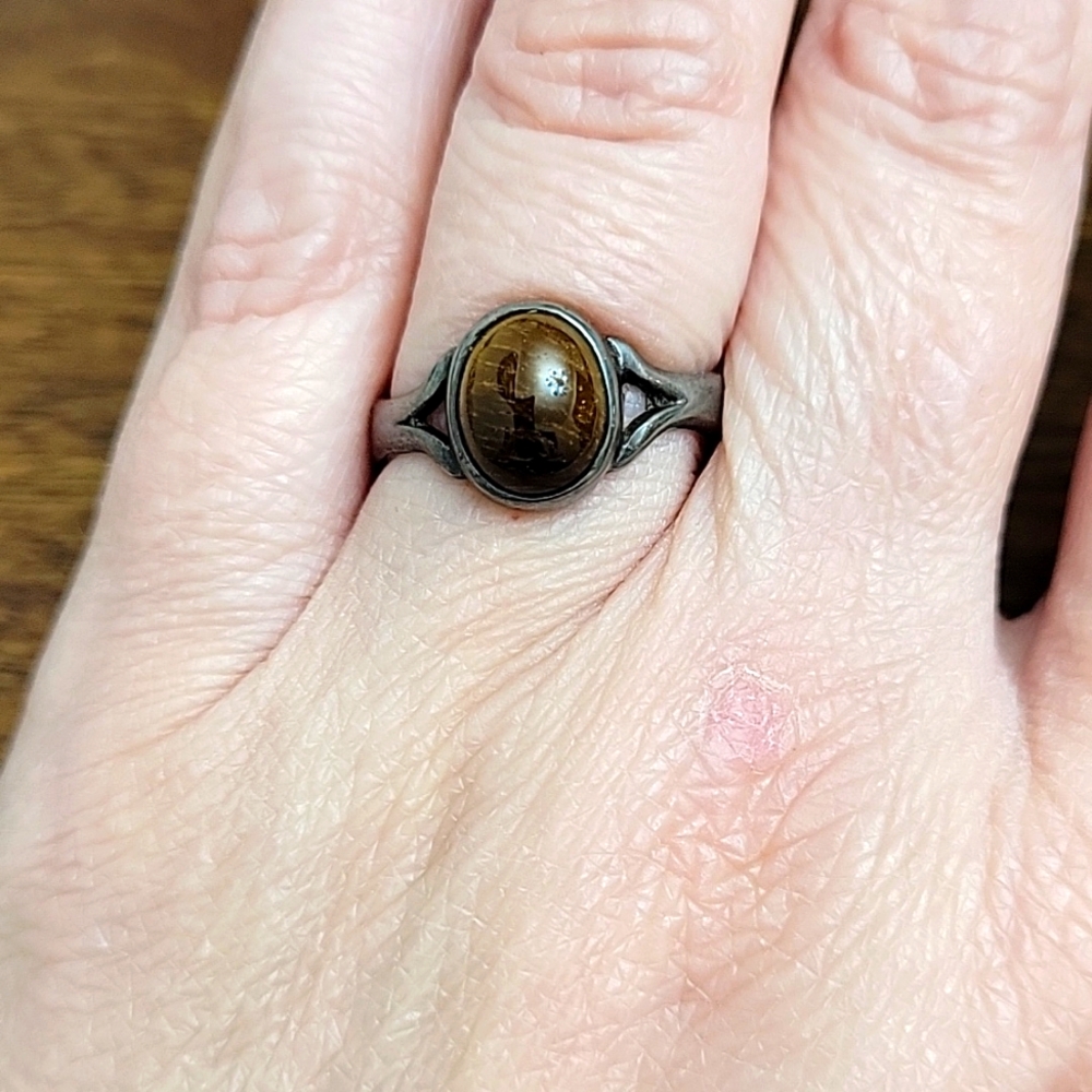 Antique sterling silver Tiger eye ring
